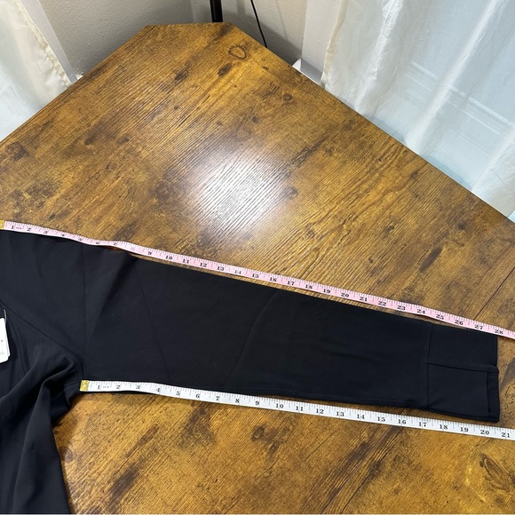 Athleta Salutation Half Zip, Powervita Black XL - Picture 13 of 16